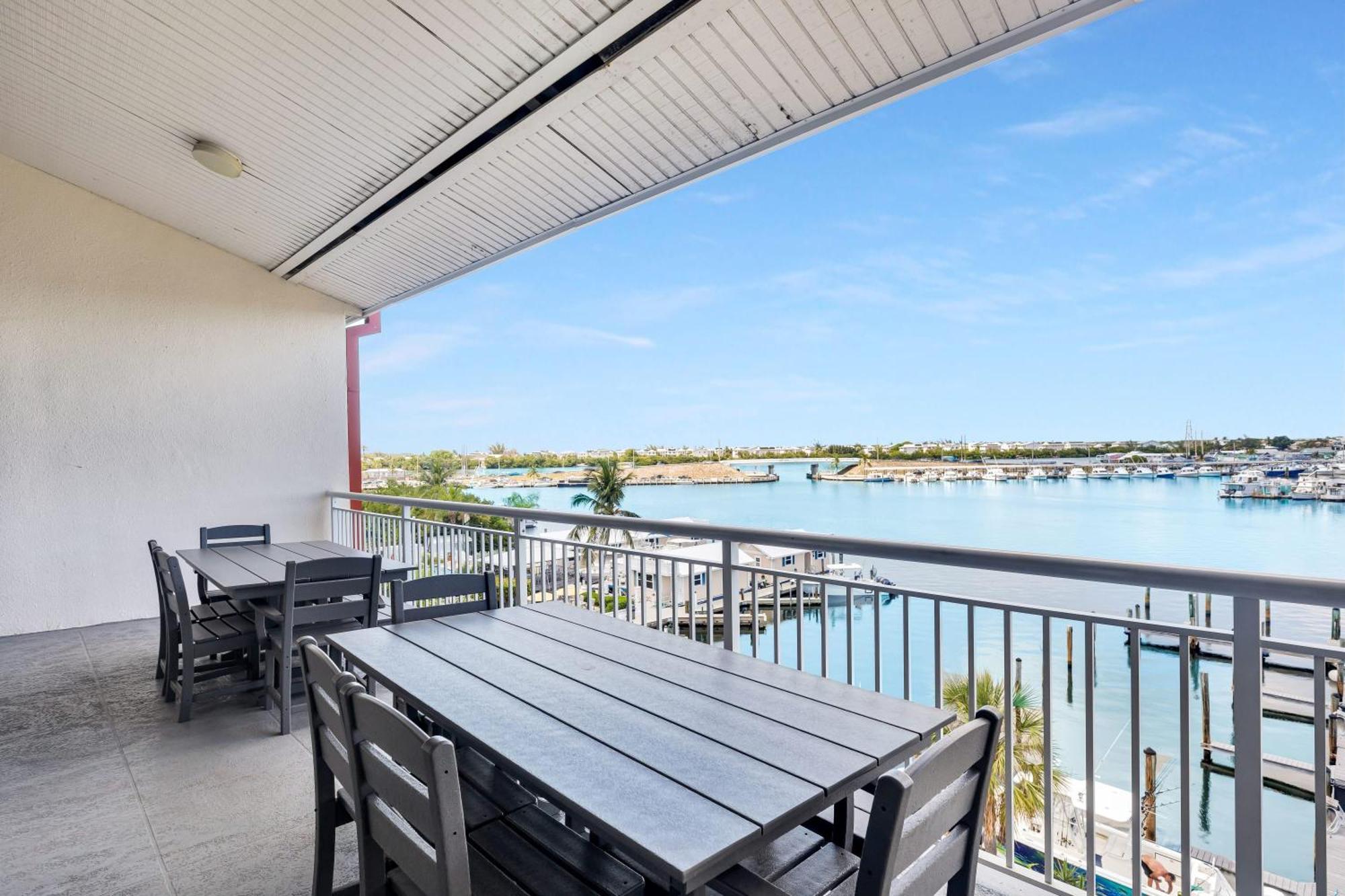 St Kitts - Downtown Waterfront Penthouse Pool Dock Parking Villa Key West Kültér fotó
